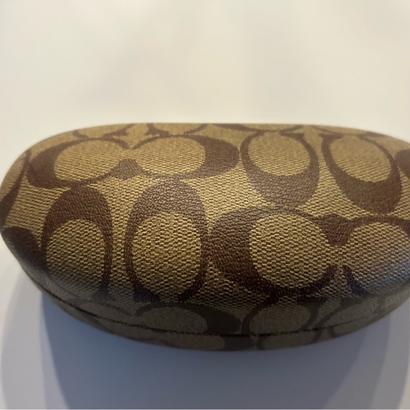 Coach Polarized Woman’s Sunglasses - Picture 3 of 5